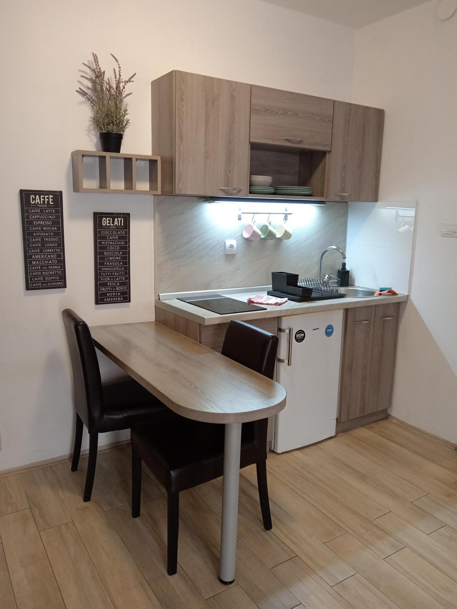 Apartment Sweet I.m. *